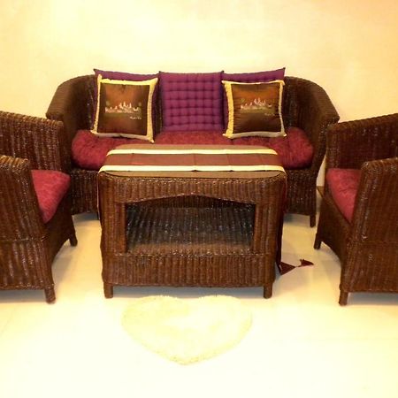 Old Town Guesthouse Kampot Bagian luar foto