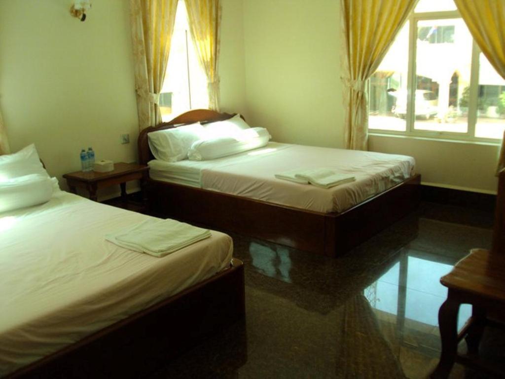 Old Town Guesthouse Kampot Ruang foto