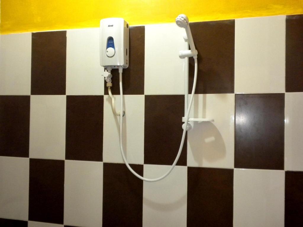 Old Town Guesthouse Kampot Ruang foto