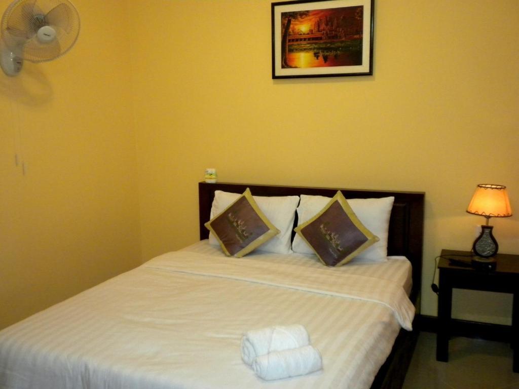 Old Town Guesthouse Kampot Ruang foto