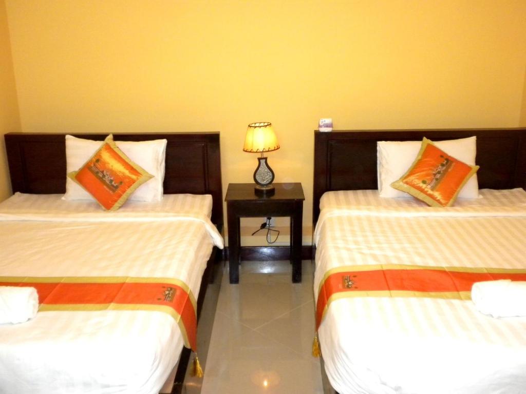 Old Town Guesthouse Kampot Bagian luar foto
