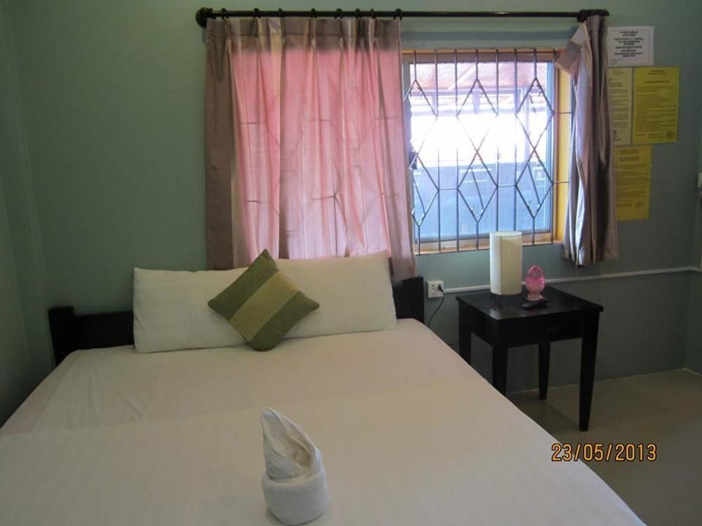 Old Town Guesthouse Kampot Bagian luar foto